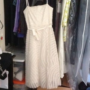 BCBGMAXAZRIA white dress in Size 2