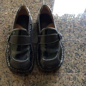 Born size 8 loafers