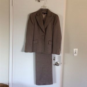 Ann Klein pantsuit Size 2P