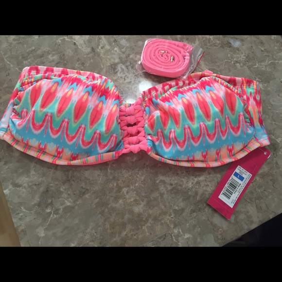 Bikini Set - Picture 2 of 4