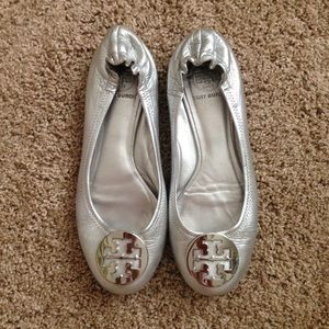 Tory Burch Reva Flat
