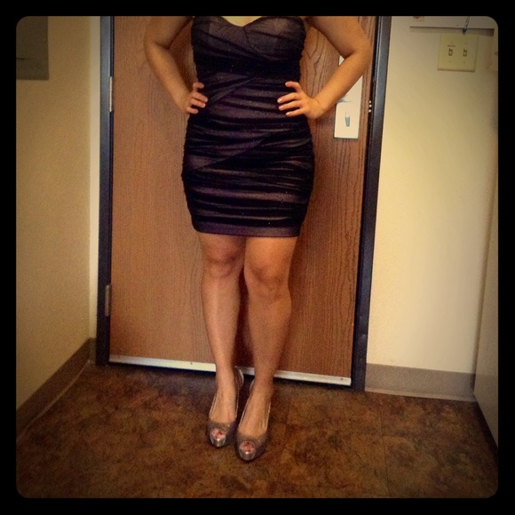 Dress - Picture 1 of 3