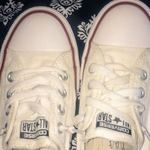 White converse