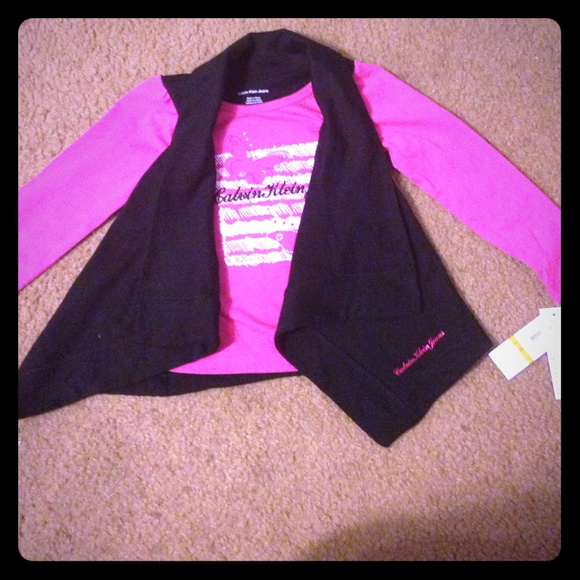 Size 3T Calvin Klein Jeans shirt. Never worn!!