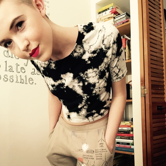 Urban crop top with tye dye pattern