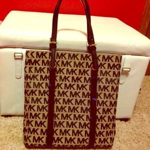 Michael Kors purse with sequin stripes!