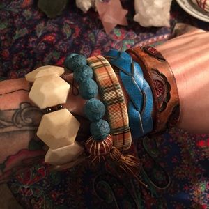 Assorted bracelet bundle