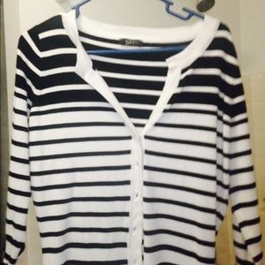 Black an white striped top, size M