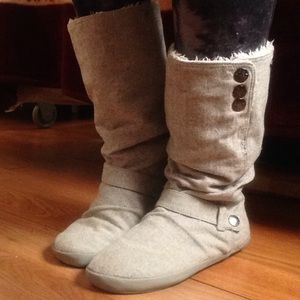 Grey Roxy Boots!😊⚡️