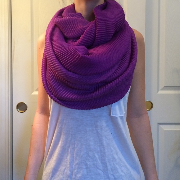Infinity Scarf - Picture 2 of 3
