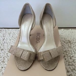 Caparros Gold Glitter Bow D'orsay Heels sz. 6.5