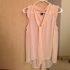 Pale salmon F21 top