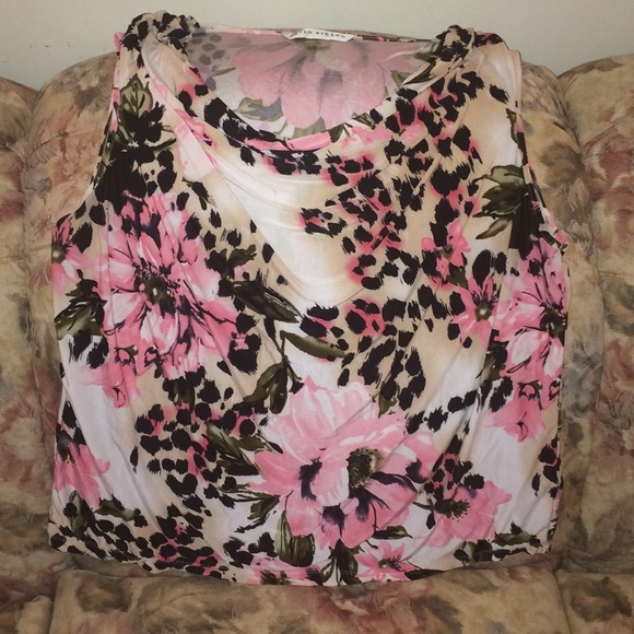 Wear to Work Shirt... Size 1x...