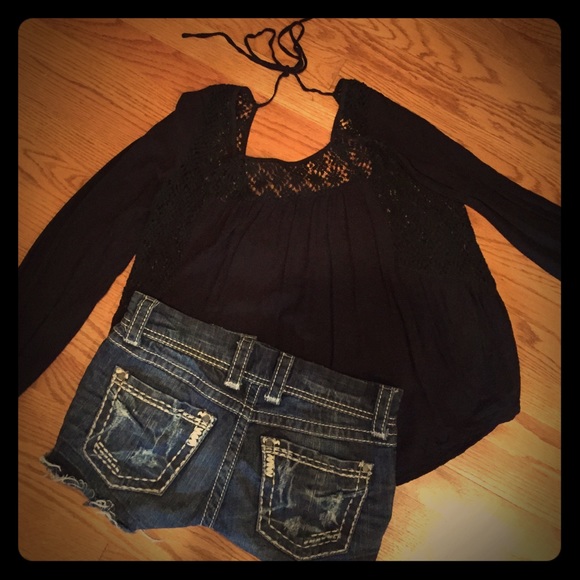 Quarter Length Blouse