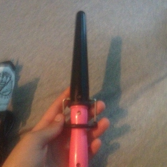 Pink curling wand - Picture 2 of 3