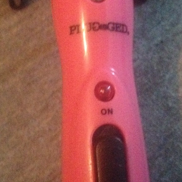 Pink curling wand - Picture 3 of 3