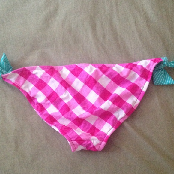 Bikini - Picture 5 of 5