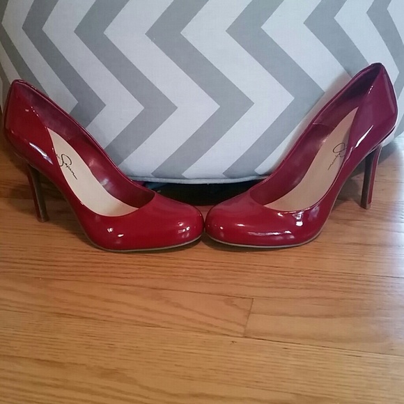 NEW in box, Jessica Simpson Ruby Patent heels