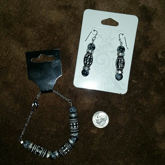 Earings bracelet combo