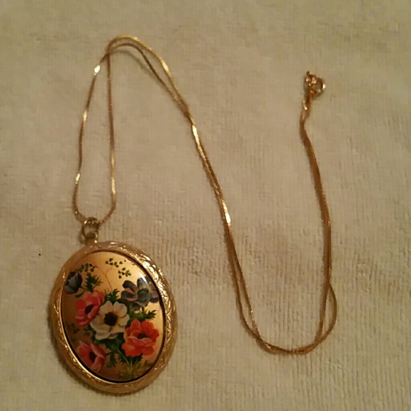 Locket with flowers