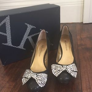 Women's dress shoes black