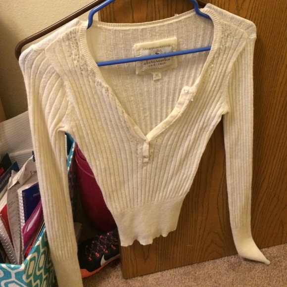 Abercrombie sweater with cute jeweled detailing - Picture 1 of 3