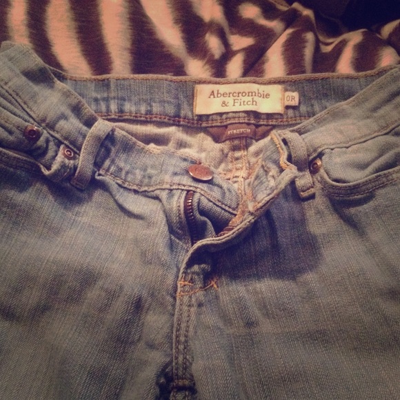 Abercrombie & Fitch light blue jeans