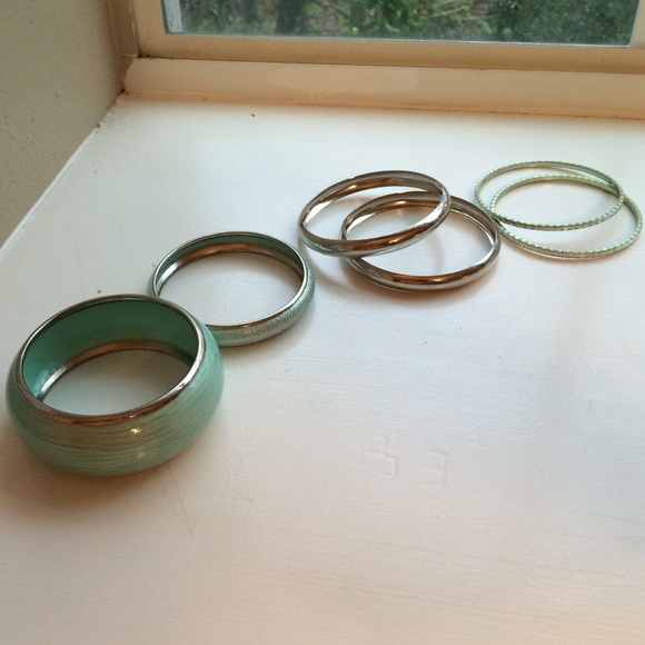 6 piece mint green bangle bracelet set