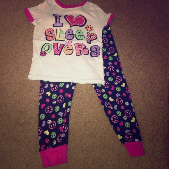 Faded Glory girls 3T sleep wear set. Worn once!