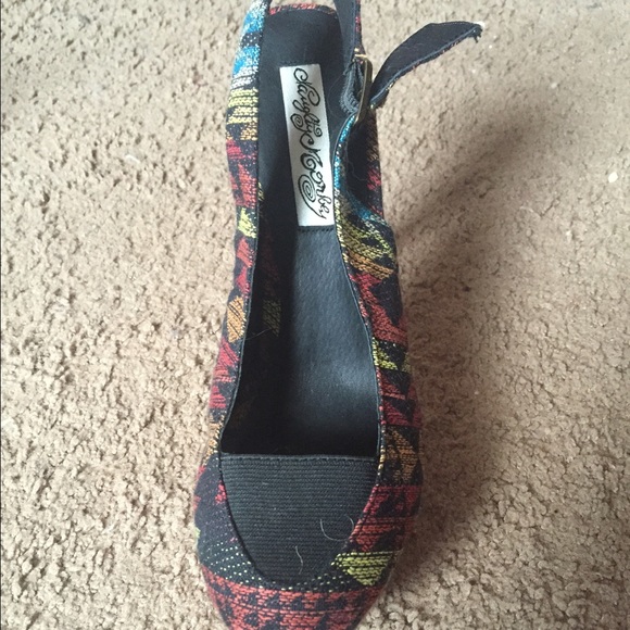 Tribal printed platform heels