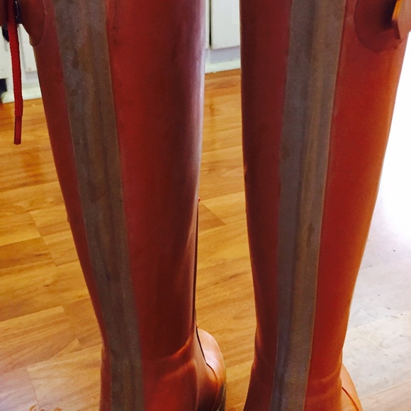 SOLD (ebay) Hunter LAPINS Heeled Laced Rainboots - Picture 2 of 3