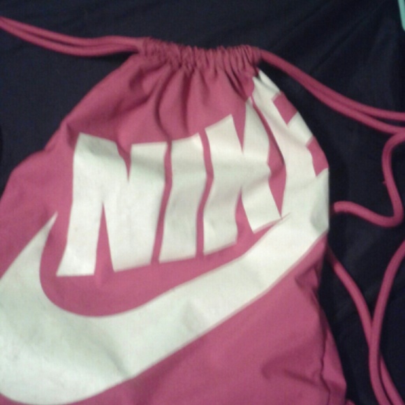 Nike Handbags - Nike draw string gym bag