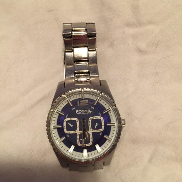 Watch - Picture 2 of 2