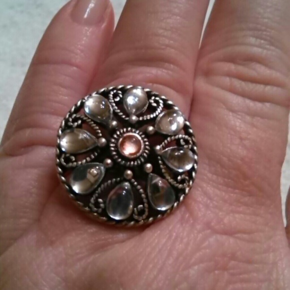 Ring - Picture 2 of 4