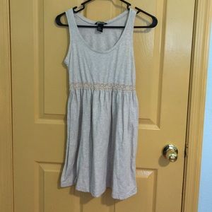 H&M (XS) Cream dress