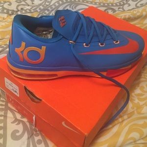KD's Size 7!
