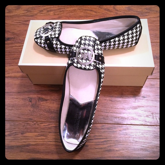 Michael Kors Shoes - Authentic Michael Kors Fulton Moccasins/Flats