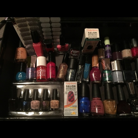 Eye shadow lot