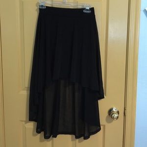 H&M (6) Black high low skirt