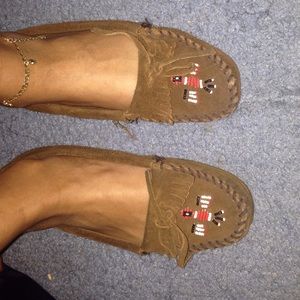 Minnetonka Beaded Moccasins