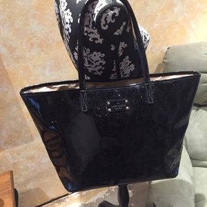 Like new Kate spade tote!