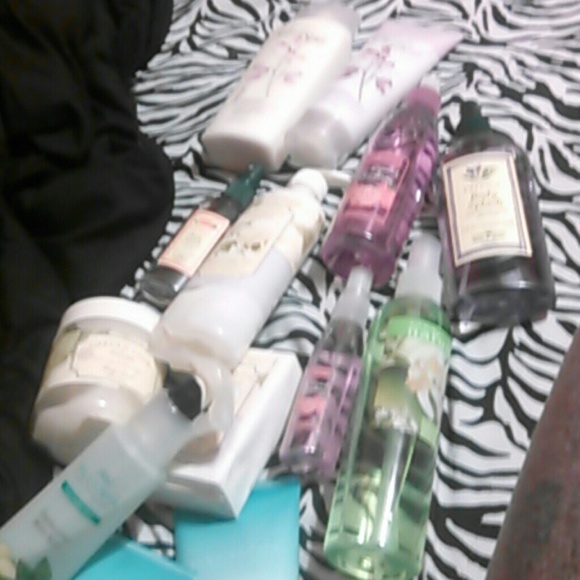 Body spray and lotion