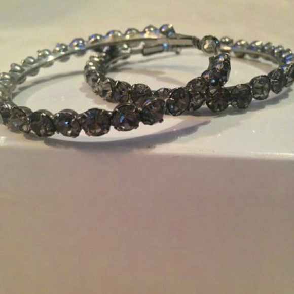 Earrings - Picture 2 of 3