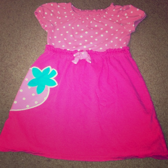 Pink strawberry girls 4T Circo brand dress