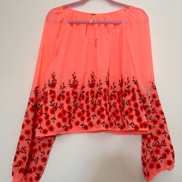 Free People Tops - Free People coral peasant blouse with embroidery