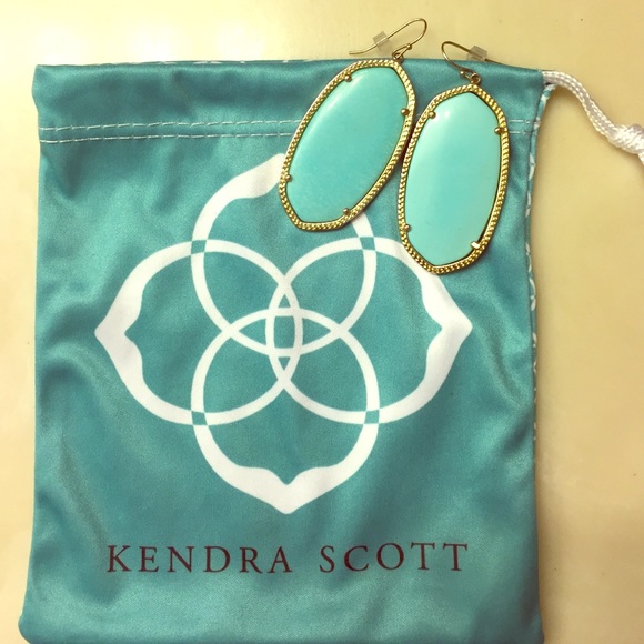 Kendra Scott Danielle's! (Light blue/teal)