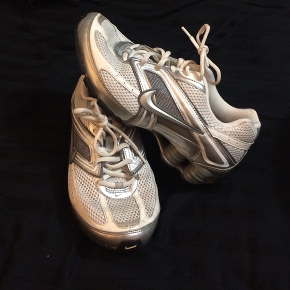 Nike shocks
