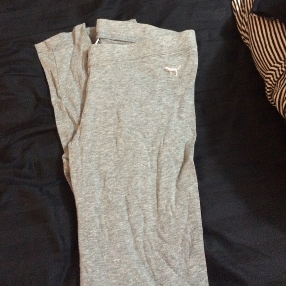 Gray leggings