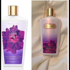 *SOLD* FANTASIES
LOVE SPELL HYDRATING BODY LOTION