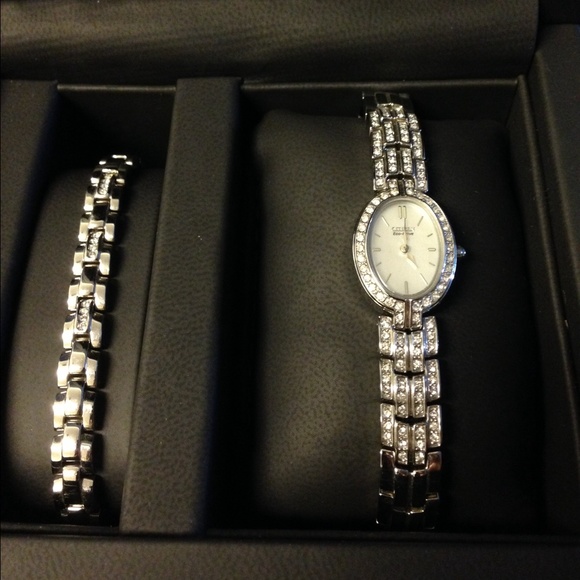 Women's CITIZEN Eco-Drive Watch & Bracelet Set - Picture 2 of 3
